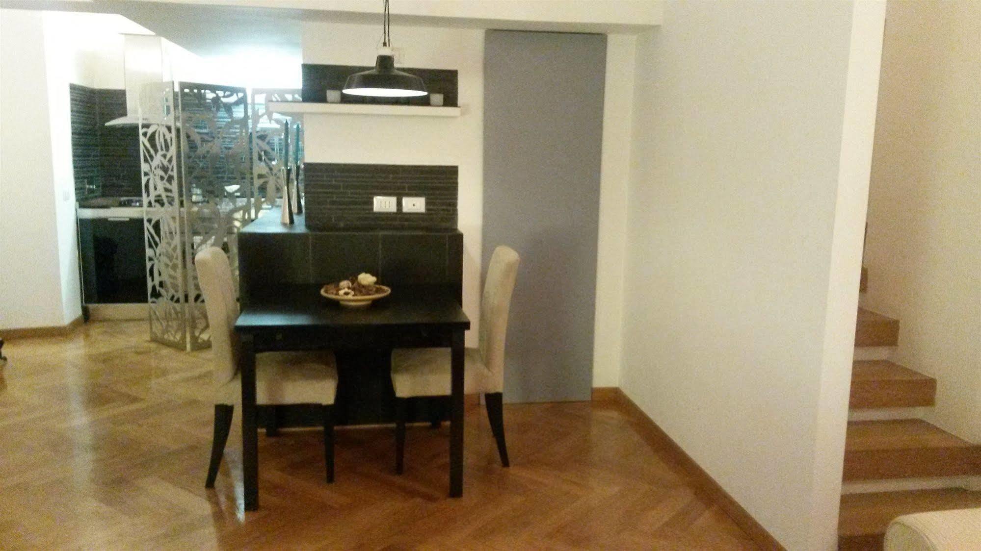 Liv'In Roma Colosseo Ngoại thất bức ảnh